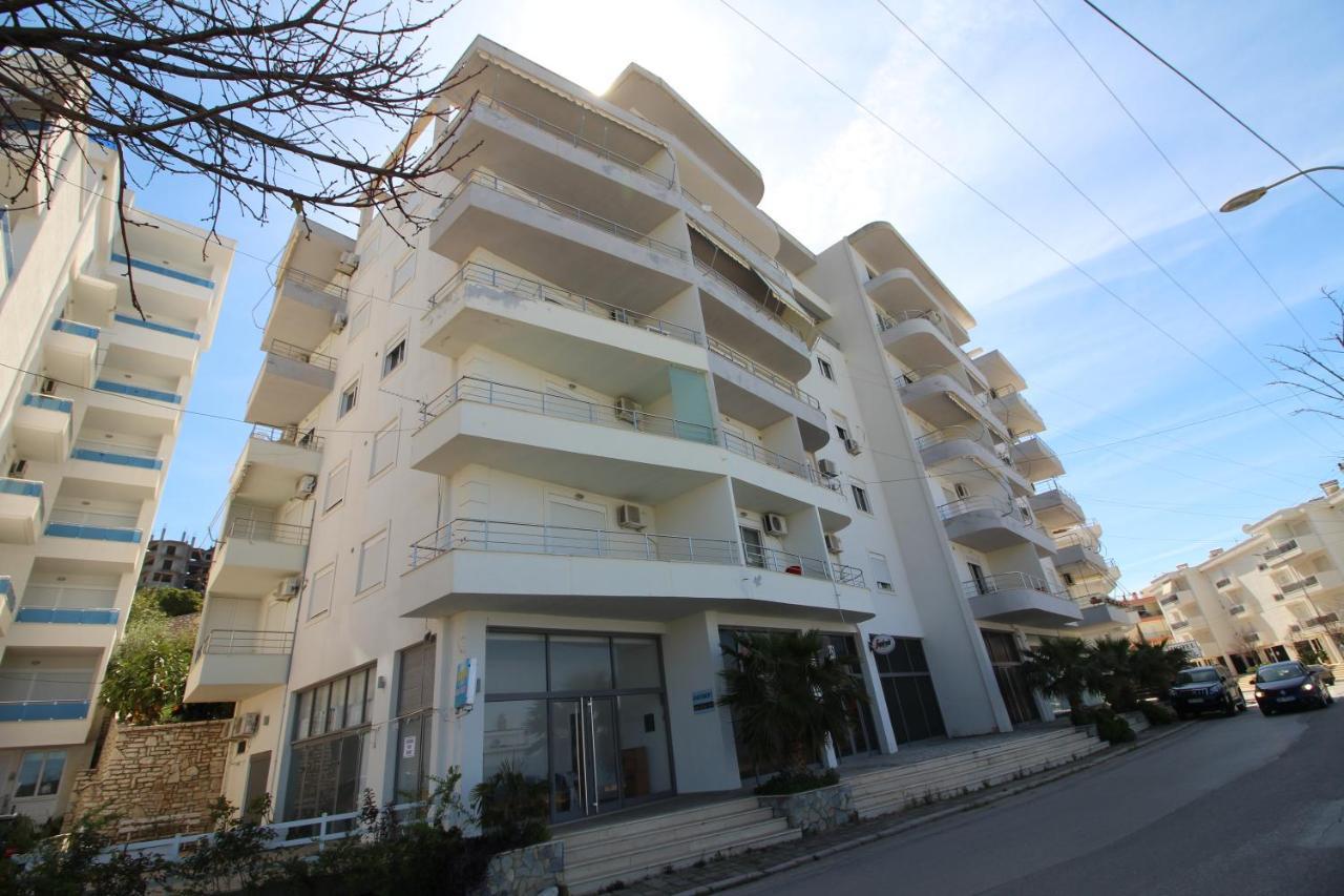 Eduart Apartments 2 Sarandë Exteriör bild